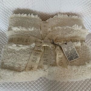 ♥️Barefoot Dreams CozyChic Blanket